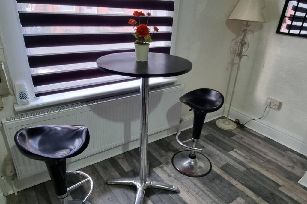 Your Home Away From Home. Leeds  Extérieur photo